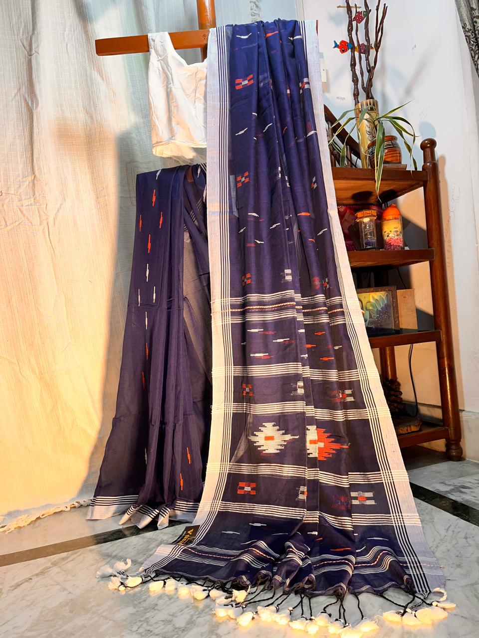Light Jamdani Weave on Pure Mulmul