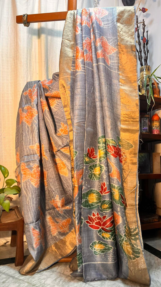 Hand Batik Tussar saree with blouse piece