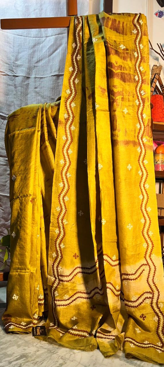Gachi Tussar Handloon Tied and Dyed Saree Hand Embroidered with Blouse piece