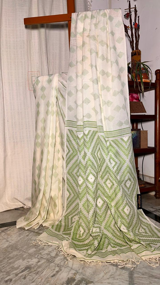 Handwoven Pure Cotton Bengal Saree with Blouse Piece – Soft & Stylish | Vusang